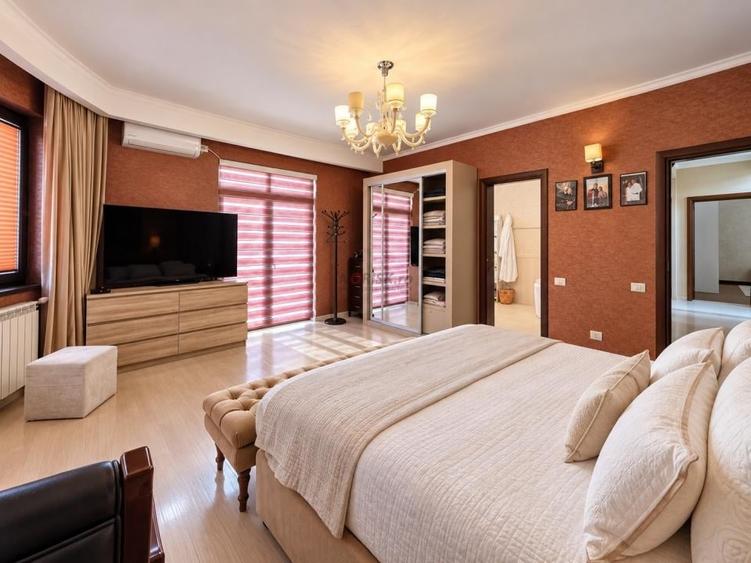 Casă cu 8 camere cu Teren 900 Mp în Bragadiru