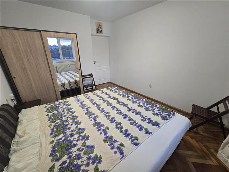 Apartament cu 3 camere decomandat, mobilat în Griviței