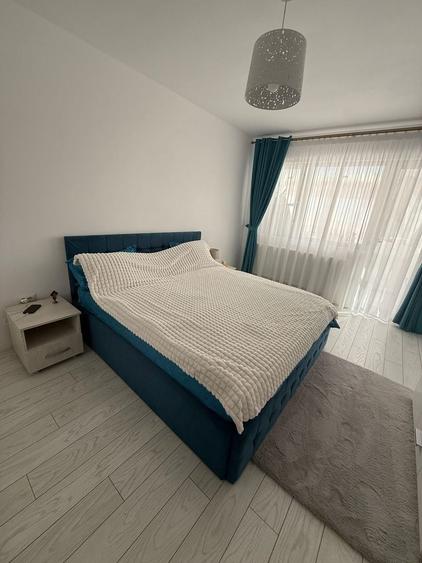 Apartament cu 2 camere decomandat în Craiovei