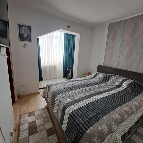 Apartament cu 2 camere semidecomandat în Prislopu Mic