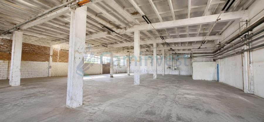 Spațiu industrial, de 740 mp, în Centura