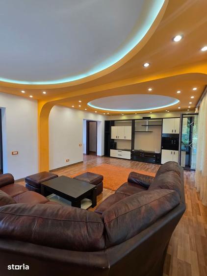 Casă cu 4 camere cu Teren 250 Mp în Bunloc