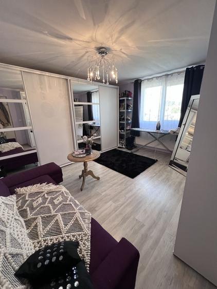 Casă cu 4 camere în Girișu de Criș