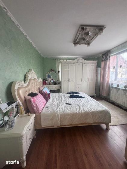 Casă cu 6 camere cu Teren 295 Mp în Rădăuți