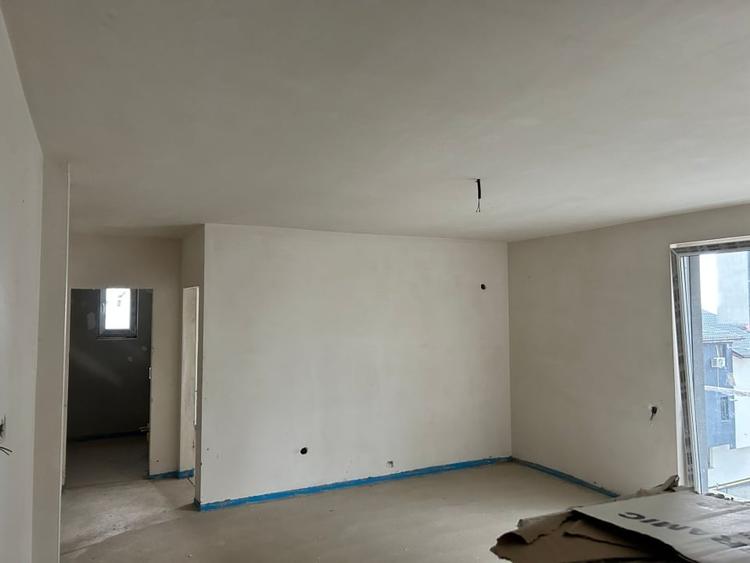 Apartament cu 2 camere semidecomandat în Florești — fotografia 3