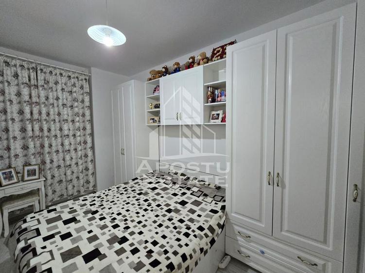 Apartament cu 2 camere semidecomandat în Bogdăneștilor