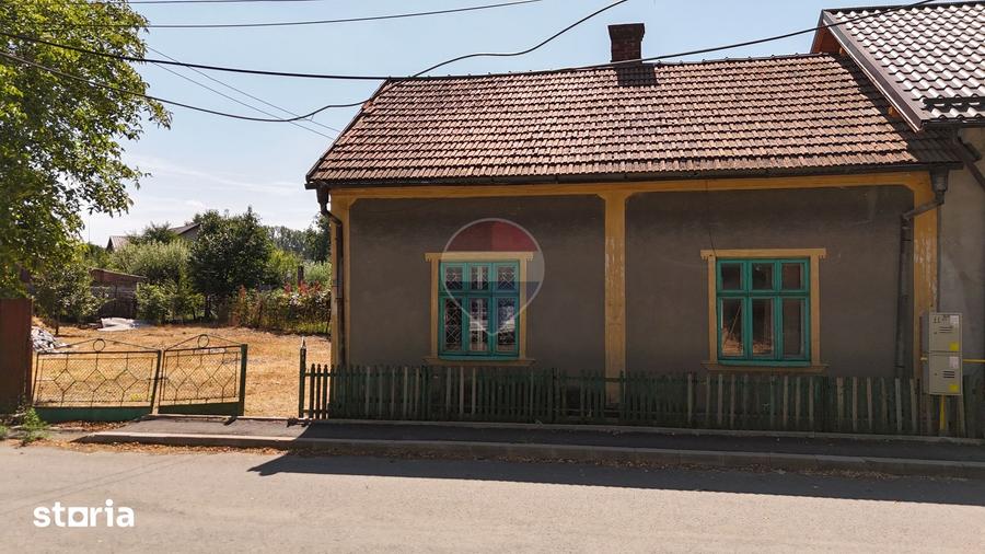 Casă cu 3 camere cu Teren 300 Mp în Ițcani