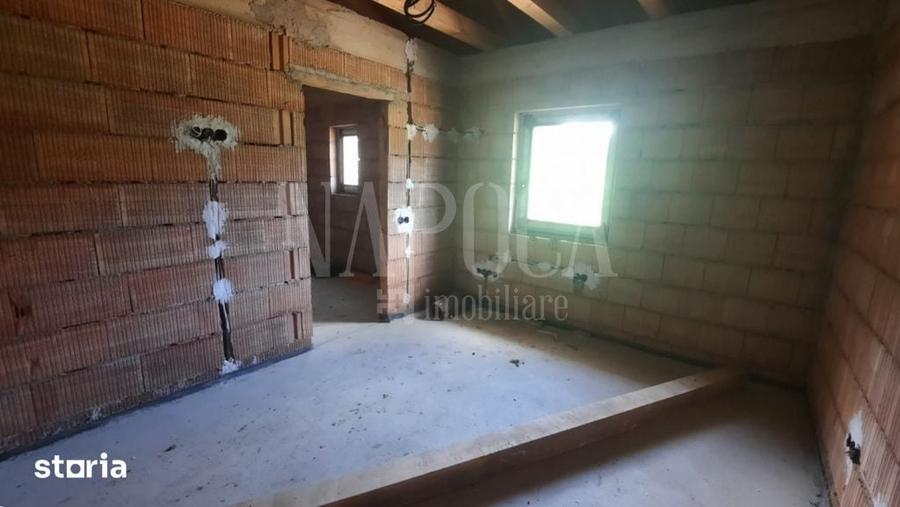 Casă cu 5 camere cu Teren 823 Mp în Baciu