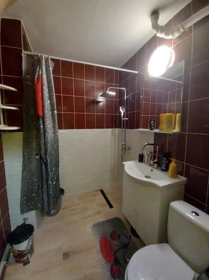 Apartament cu 3 camere decomandat în Săsar