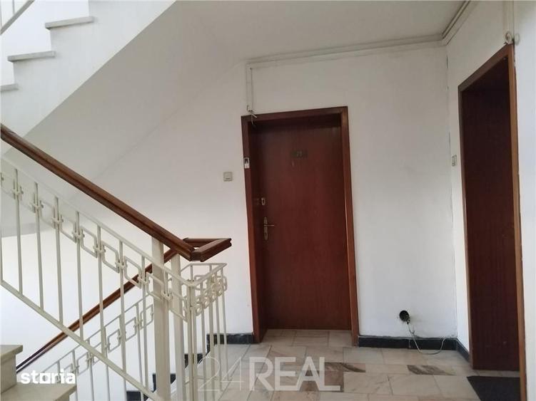 Spațiu comercial, de 64 mp, în Tineretului