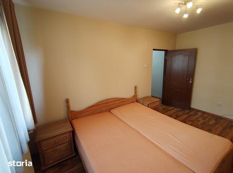 Apartament cu 3 camere în Central — fotografia 1