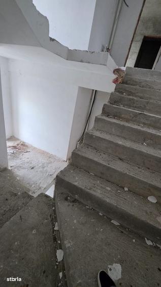 Apartament cu 4 camere în Central