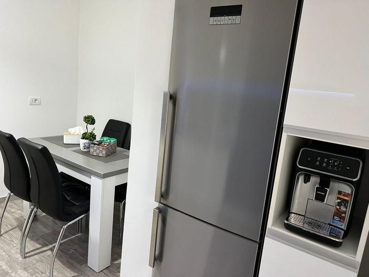 Apartament cu 2 camere semidecomandat în Micălaca