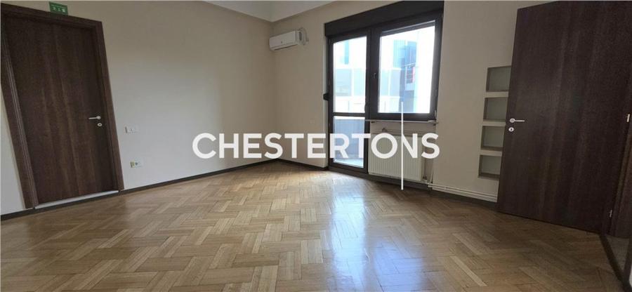 Apartament cu 5 camere decomandat în Ultracentral