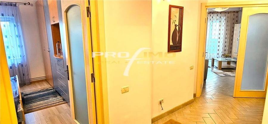 Apartament 3 camere, su.88mp.decomandat, CF.0, - Gara BCR - 20