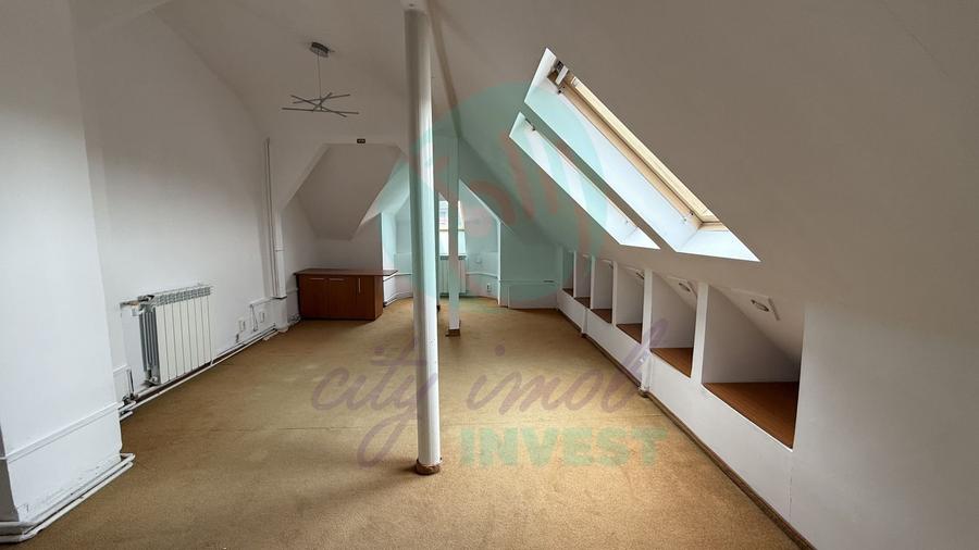 Vila in stil arhitectural german adiacent Calea Mosilor - 16