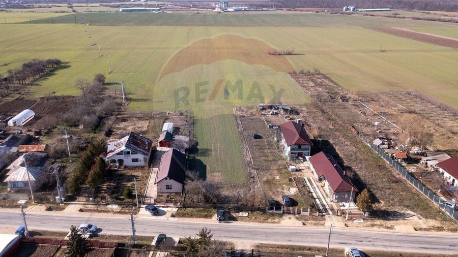 Vanzare teren intravilan 1056 mp si extravilan 8828mp Racari-DB - 5