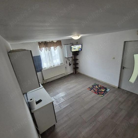 Vand casa in ?tefane?ti de Jos - 9