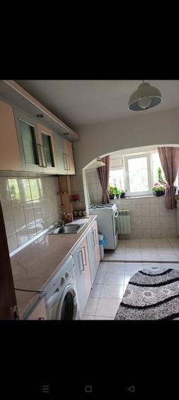 Apartament cu 2 camere decomandat în Pleșești