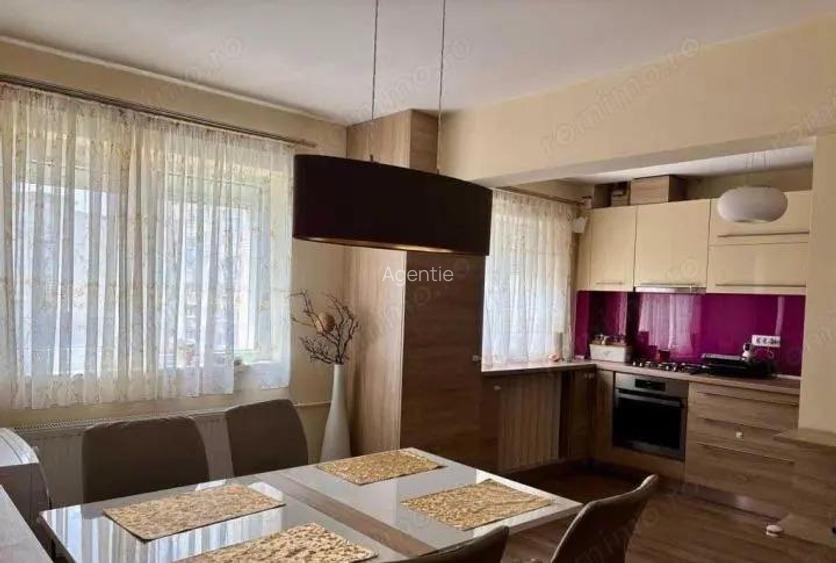 Apartament 3 camere Aparatorii Patriei