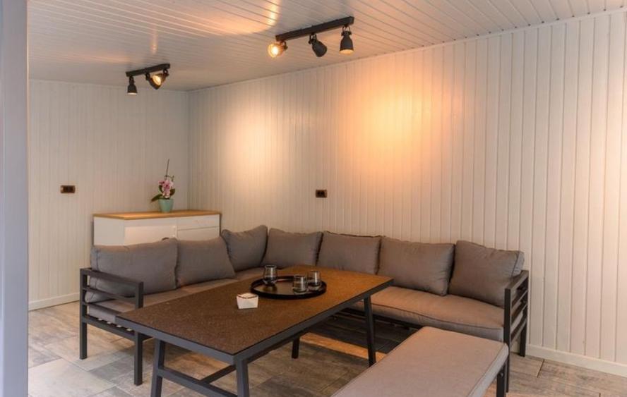 AP. 2 CAMERE OBOR, NOU, BUCATARIE DESCHISA, CURTE, METROU 5 MINUTE - 8