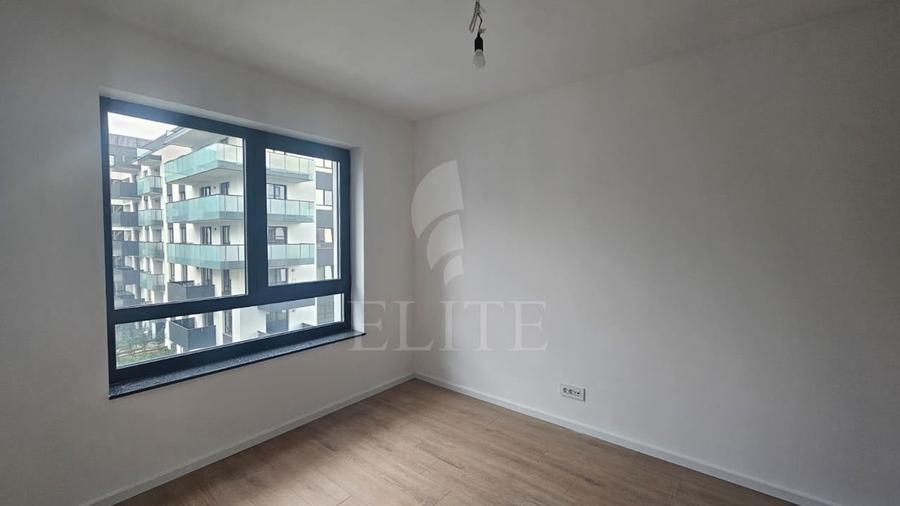 Apartament 3 camere &icirc;n zona Gara - str. oasului - 10