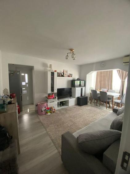 Apartament de vanzare - 5