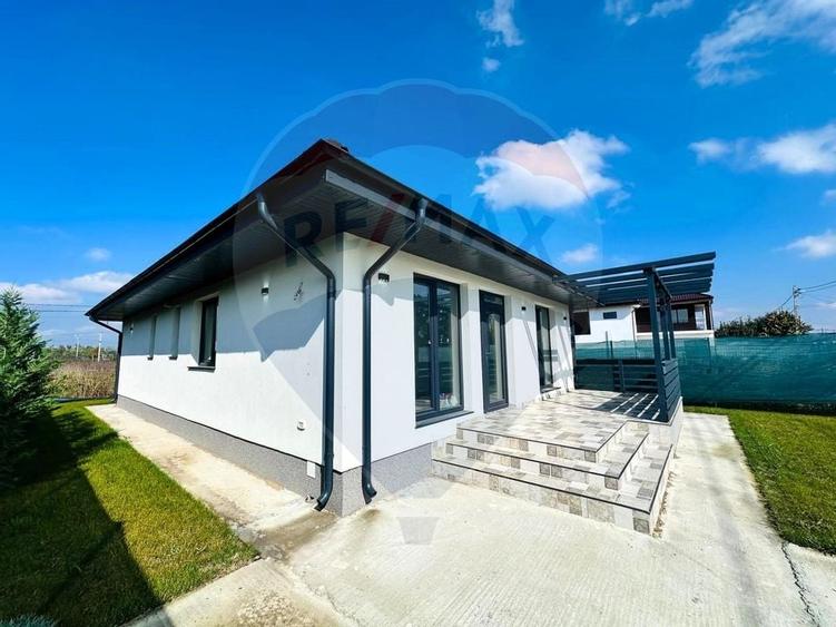 Casa noua, individuala, stil american - Crevedia - 4