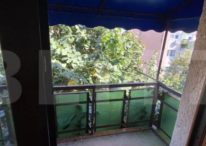 Apartament 2 camere , cu 2 balcoane ?i pivni?a , zona Micr - 9