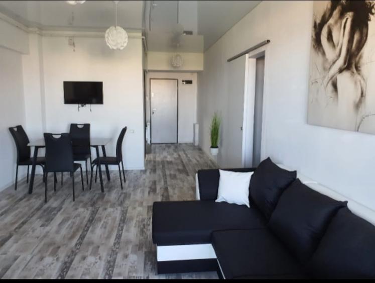 2 camere Mamaia, zona hotel Rex, 63mp utili total ,vedere frontala la mare - 5