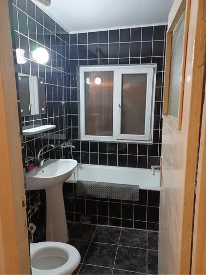 Inchiriez garsoniera - 3