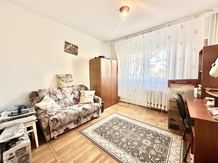 Apartament cu 3 camere semidecomandat mobilat - zona Girocului - 4