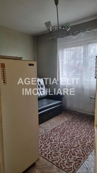 Apartament 4 camere, zona Centrala - 2