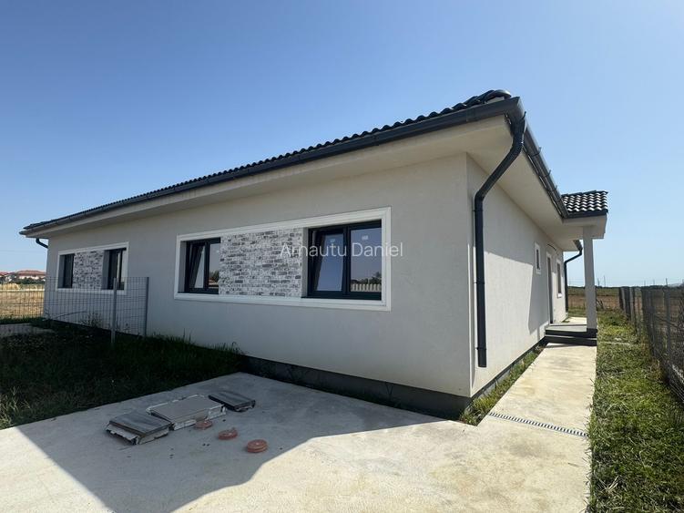 Duplex pe parter - Mosnita Noua Duplex pe parter - Mosnita Noua