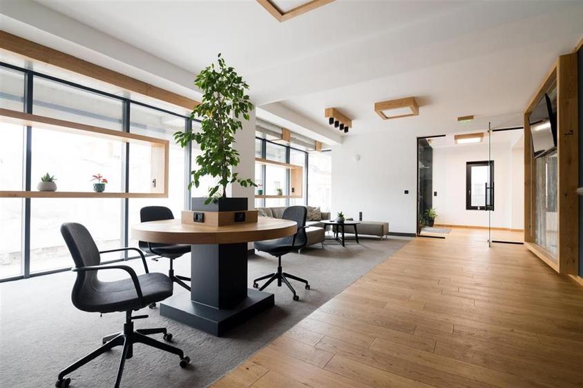 RECO Spatiu comercial ultracentral str Jean Calvin Oradea - 2