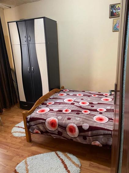 Apartament cu 2 camere in zona 9 mai - 5