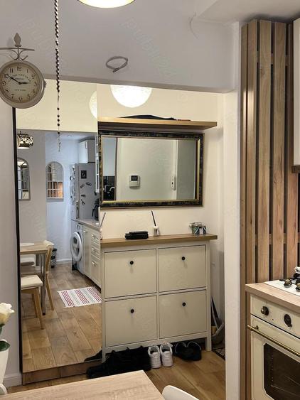 Comision 0! bd Ferdinand, etaj 1, centrala de bloc - 1