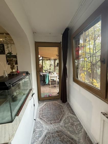 Apartament, 3 camere, decomandat, 95 mp, parter - Girocului - 10