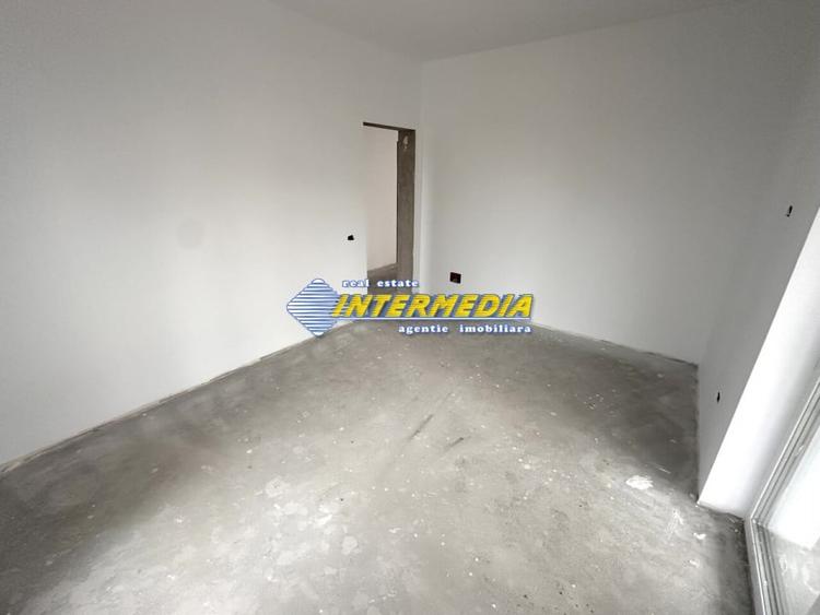 Casa noua frumoasa pe parter 120 mp utili, pivnita finisata la cheie - 9