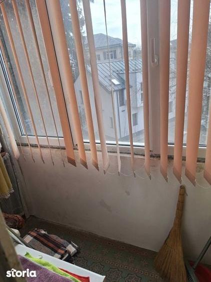 Apartament 2 camere decomandat zona banca - 4