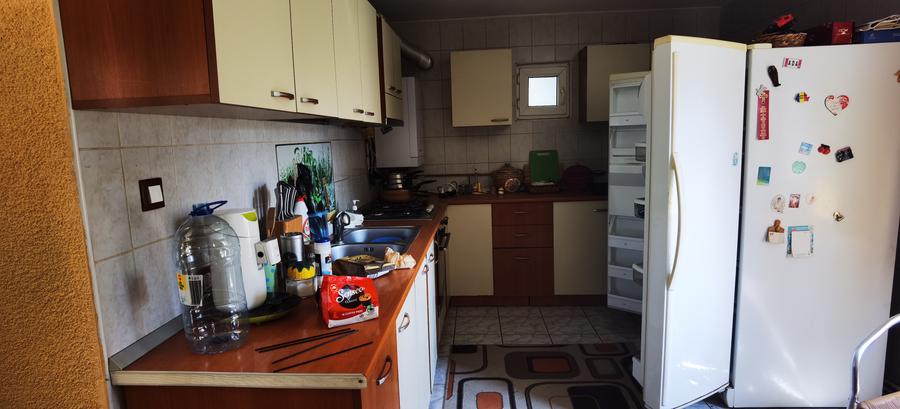 Vila Breaza 250Mp , curte frumoasa , zona centrala usor accesibila - 3