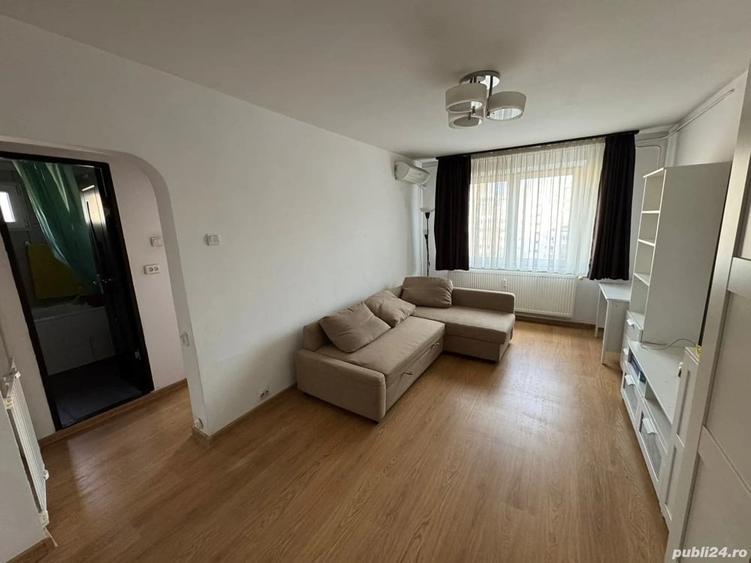 Apartament 3 camere de vanzare Crangasi - 1