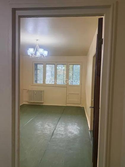 Vanzare apartament 2 camere Drumul Taberei piata Chilia Veche