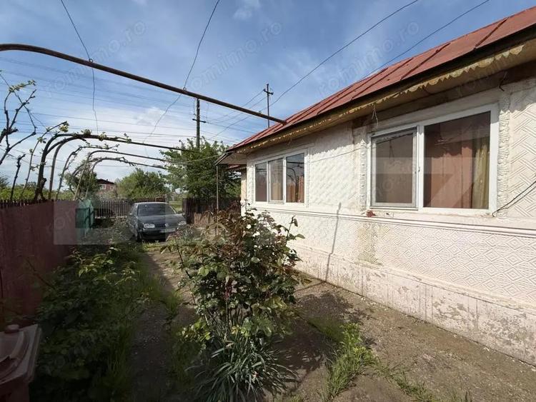Casa de vanzare in Strejnicu ideala pentru locuit sau investitie - 10