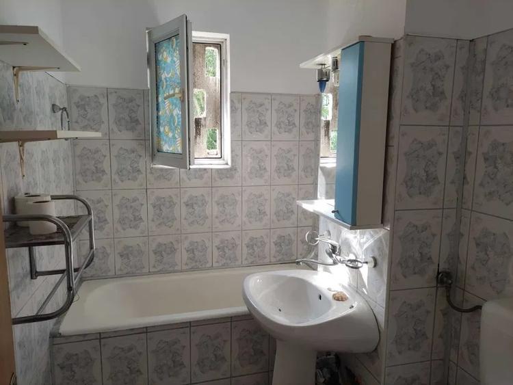 NORD-Cameliei-2cam-cubulet, cf1, dec,3/4, T, sg, izolat - 56000 euro - 7