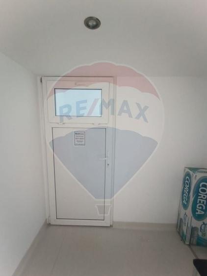 Spatiu comercia de inchiriat, 81 mp, zona McDonald's - 13