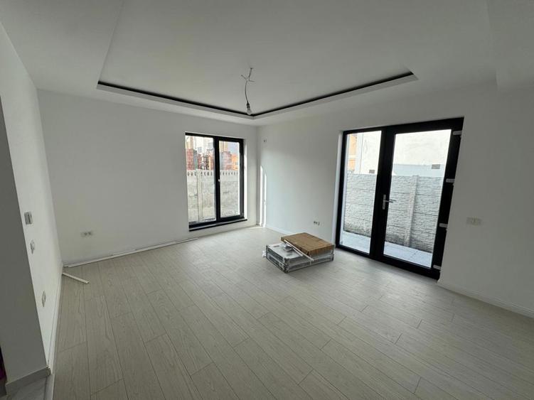 Case 102mp Bragadiru - 2