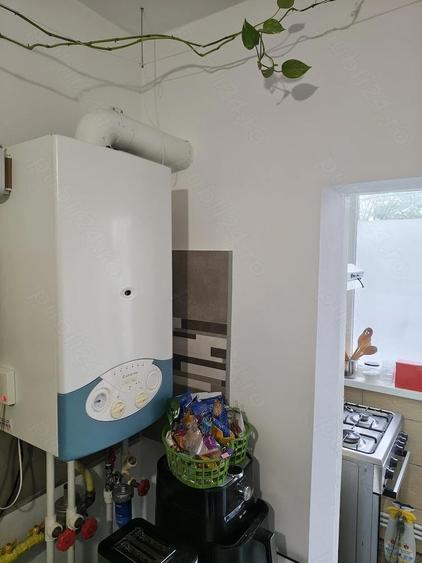 Apartament cu 3 camere decomandat în Marghiloman