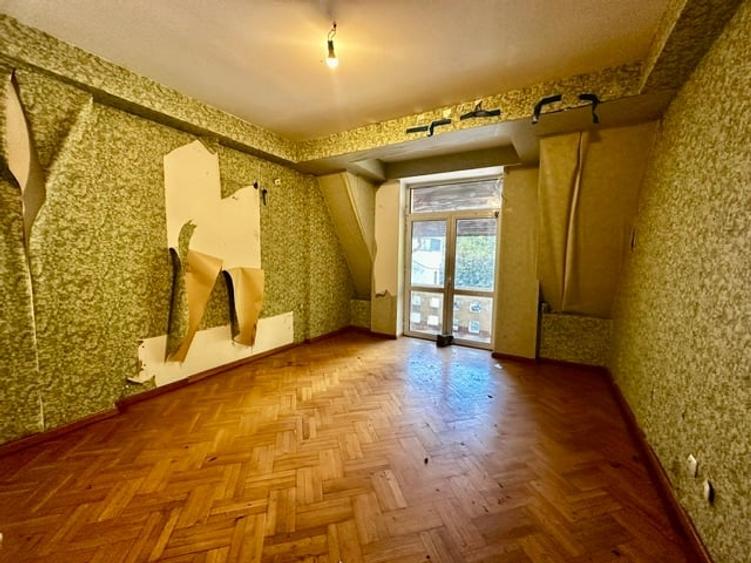 Casă individuală cu 6 camere cu Canalizare în Kiseleff