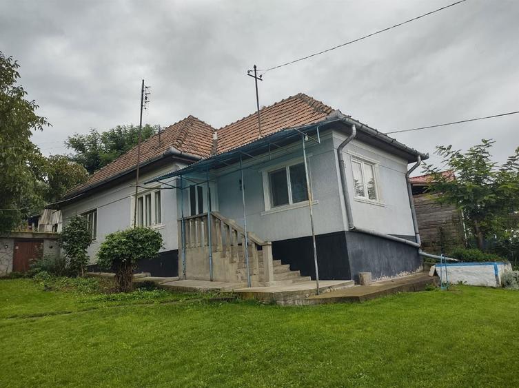 Vand casa in sat Cara, comuna Cojocna la 18 km de Cluj- - 2